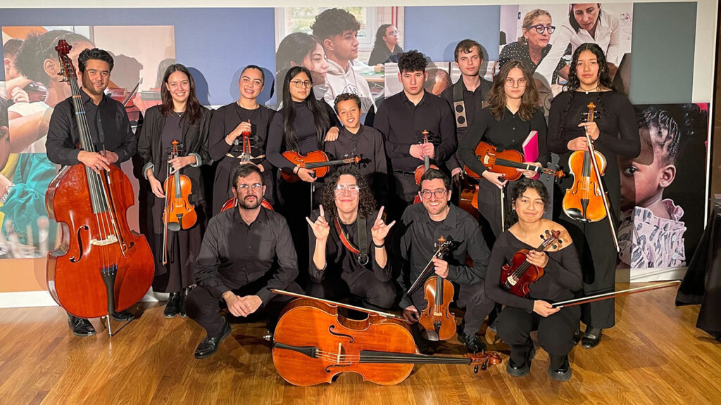 Orquesta Acción por la Música en la entrega de premios a la Innovación Social